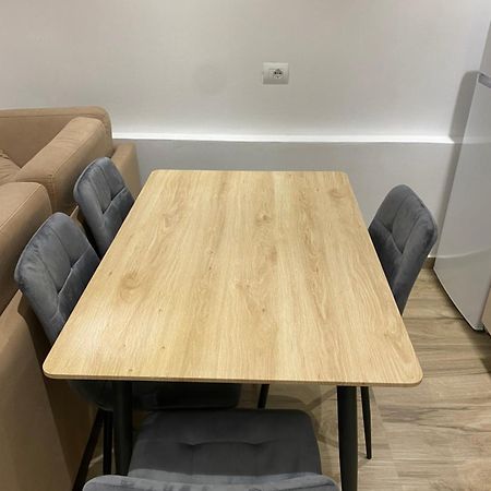 Apartaments Rraku Σαράντα Εξωτερικό φωτογραφία