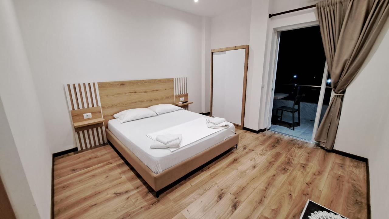 Apartaments Rraku Σαράντα Εξωτερικό φωτογραφία