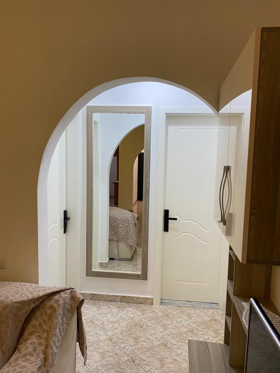 Apartaments Rraku Σαράντα Εξωτερικό φωτογραφία