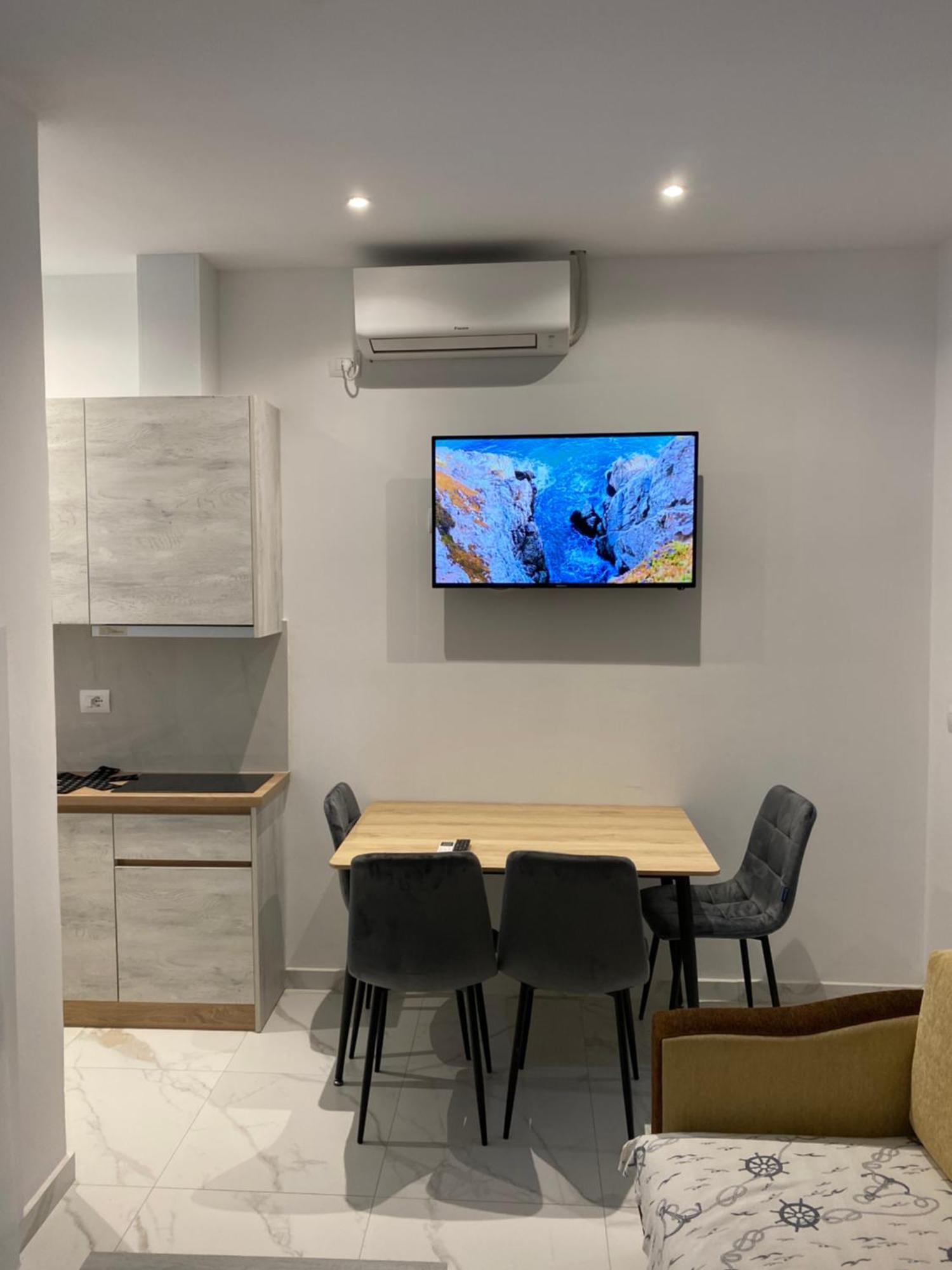 Apartaments Rraku Σαράντα Εξωτερικό φωτογραφία