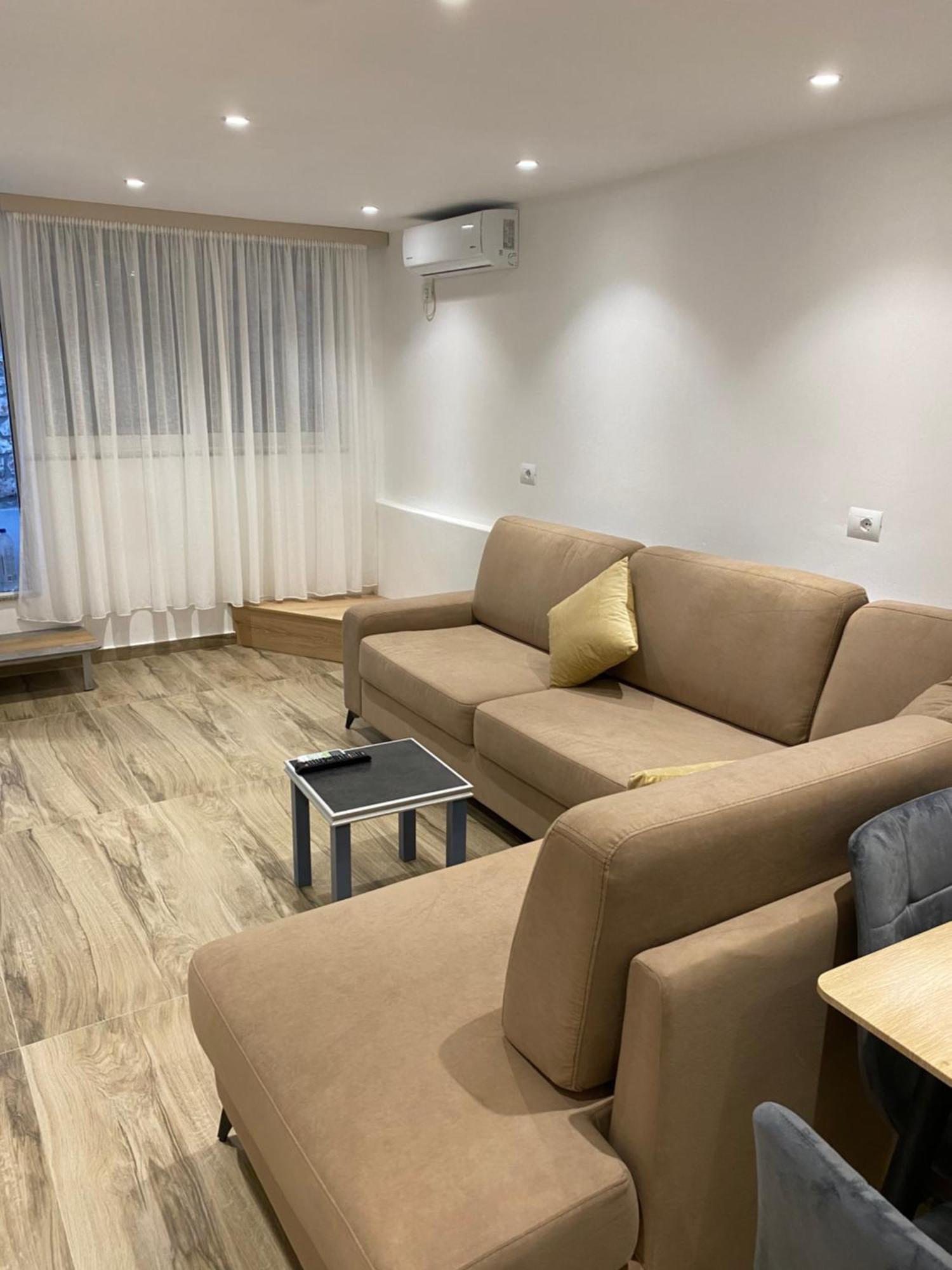 Apartaments Rraku Σαράντα Εξωτερικό φωτογραφία